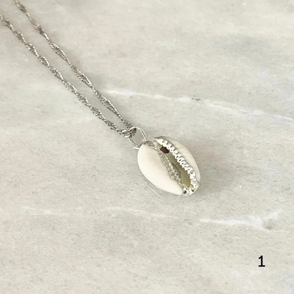 Cowrie Shell Necklace - Picture 3 of 5